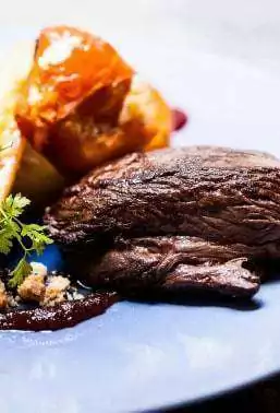 Pavé de Renne de Laponie, légumes de saison